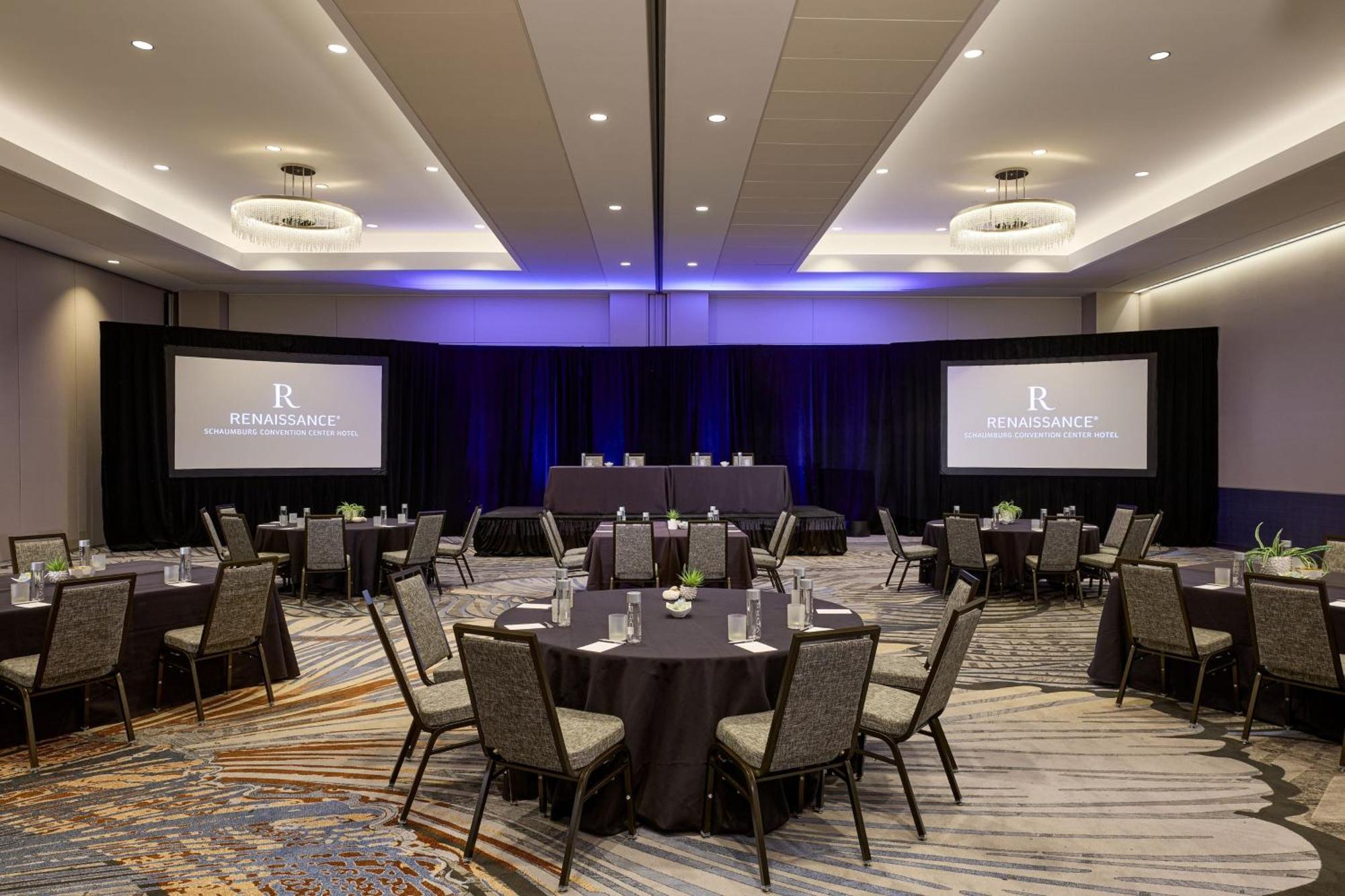 Renaissance Schaumburg Convention Center Hotel Exterior photo