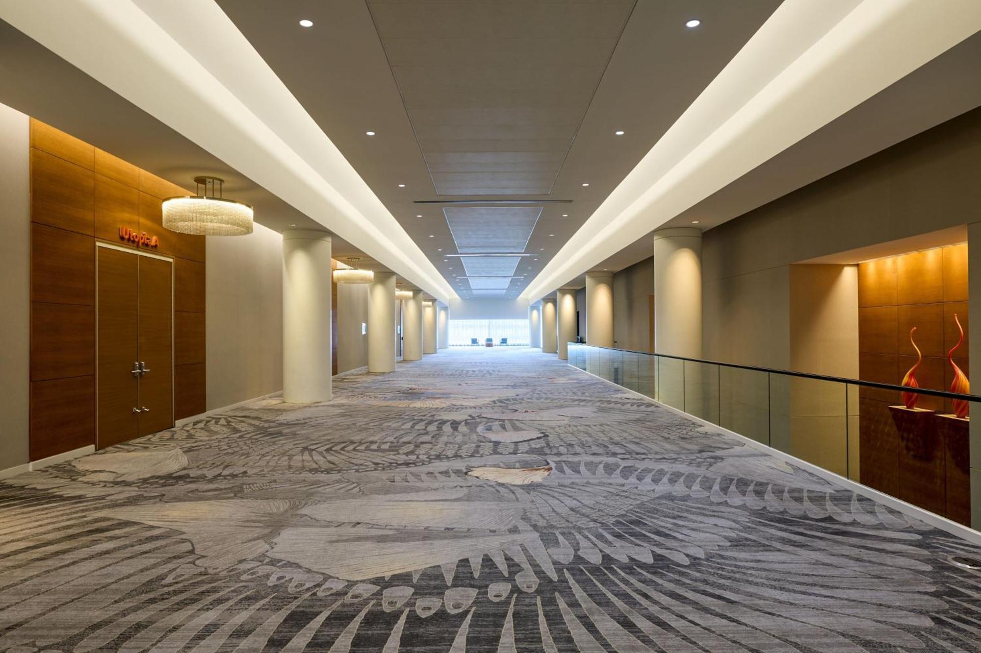 Renaissance Schaumburg Convention Center Hotel Exterior photo