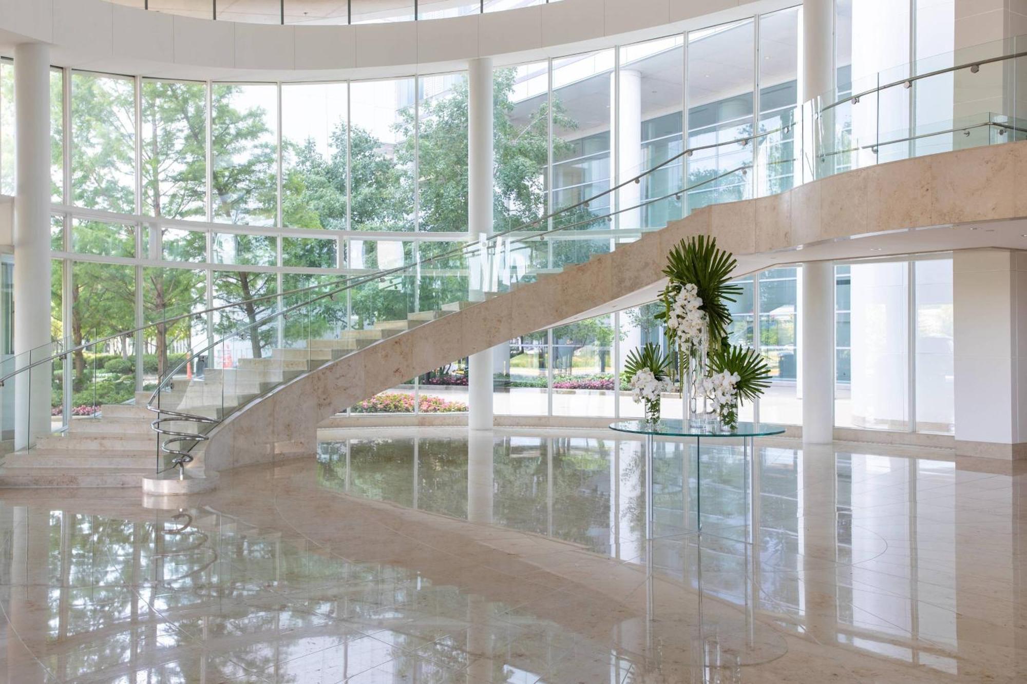 Renaissance Schaumburg Convention Center Hotel Exterior photo
