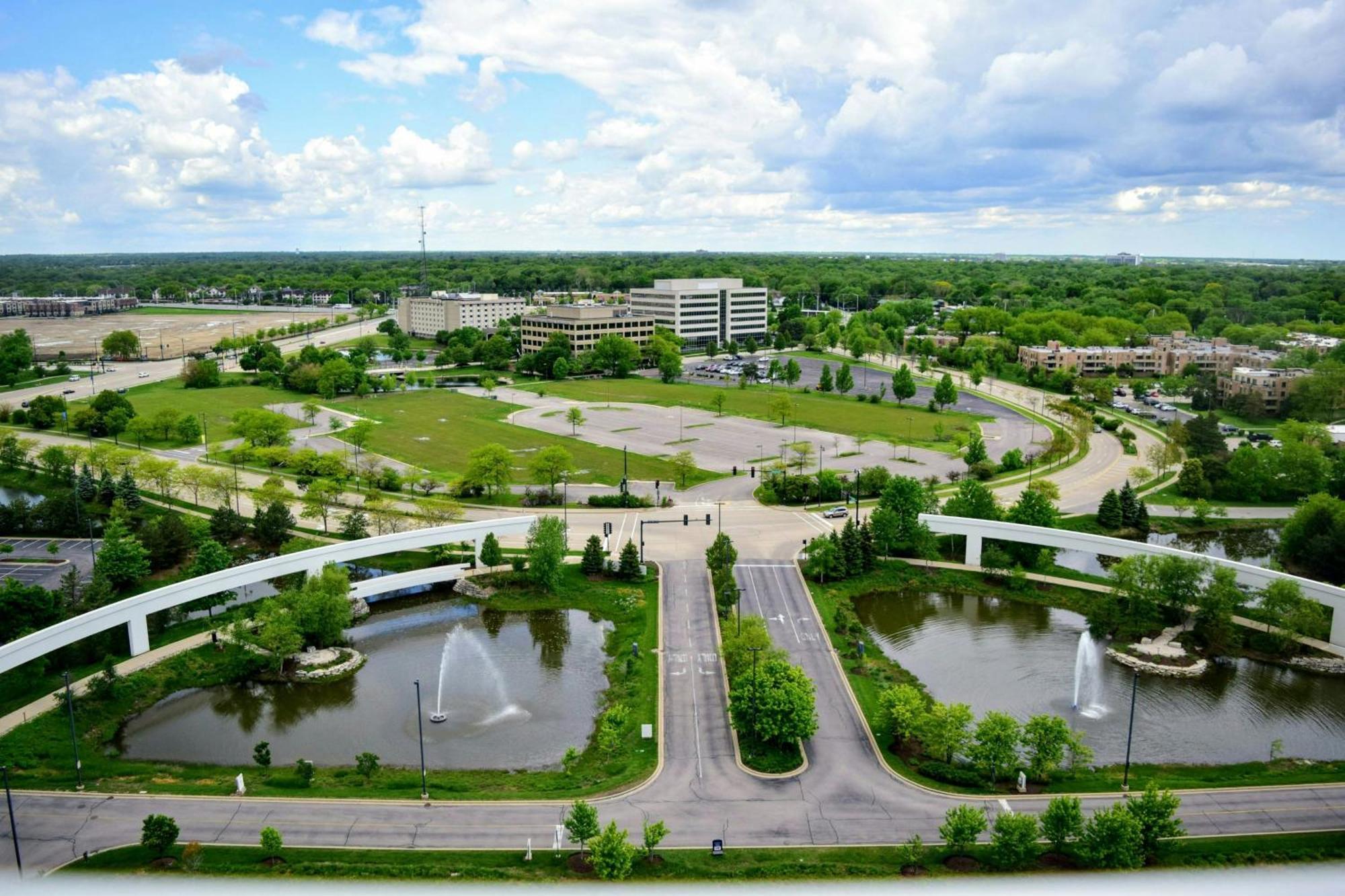 Renaissance Schaumburg Convention Center Hotel Exterior photo